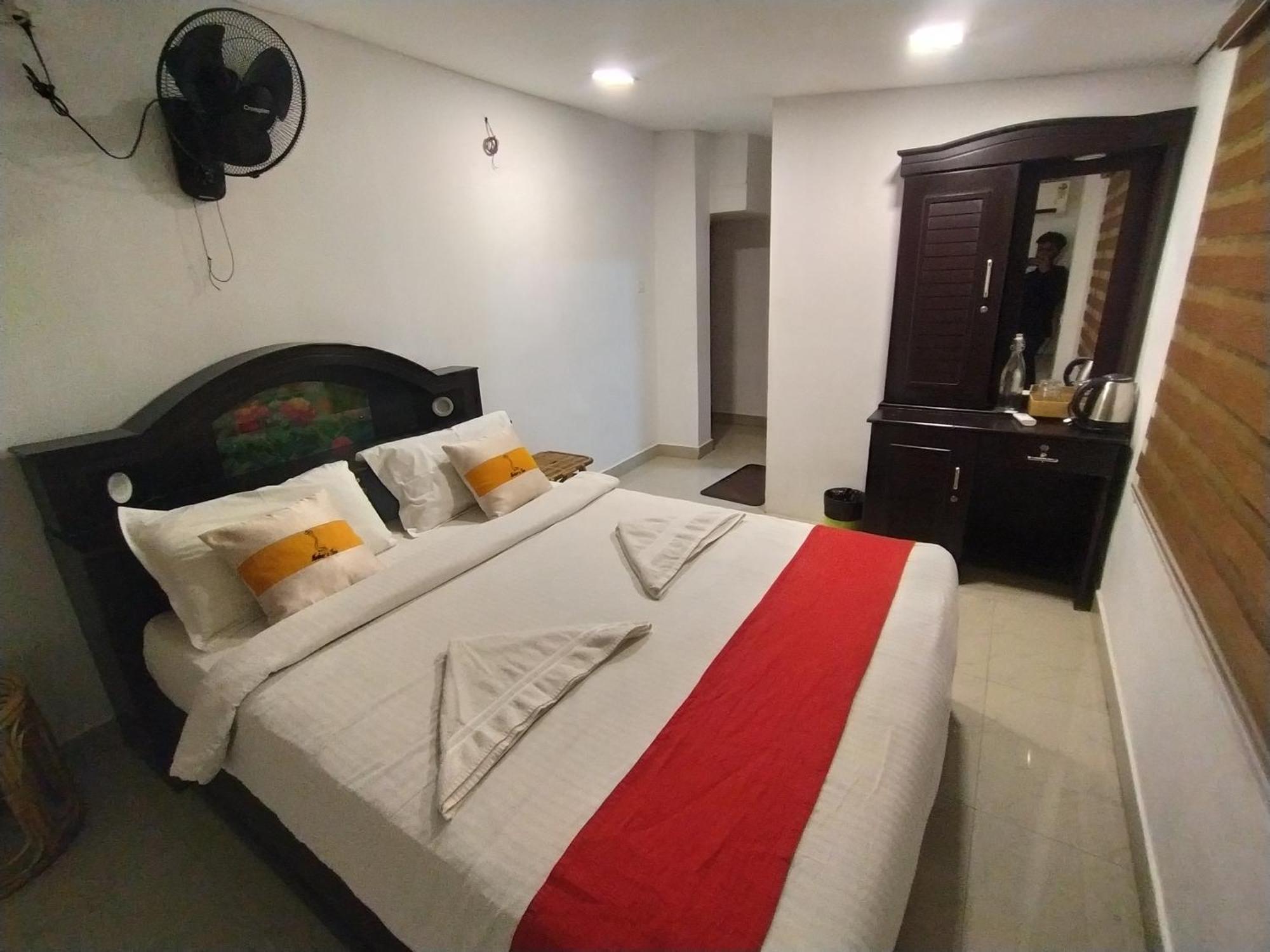 Mother'S Inn Homestay Kochi Exterior foto